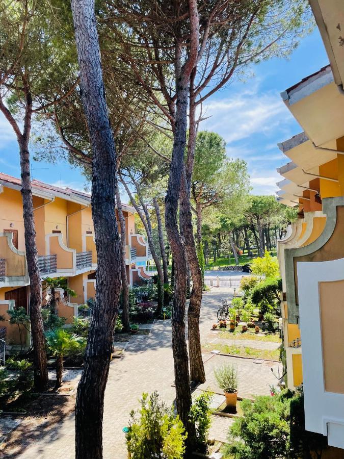 Villetta Le Rondini Lignano Sabbiadoro Kültér fotó